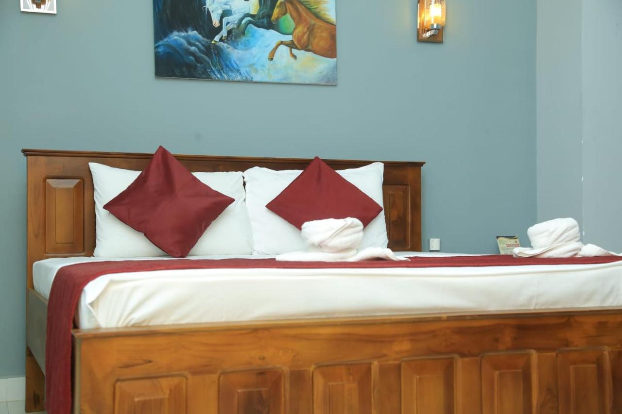 Sp Tourist Hotel جافنا المظهر الخارجي الصورة